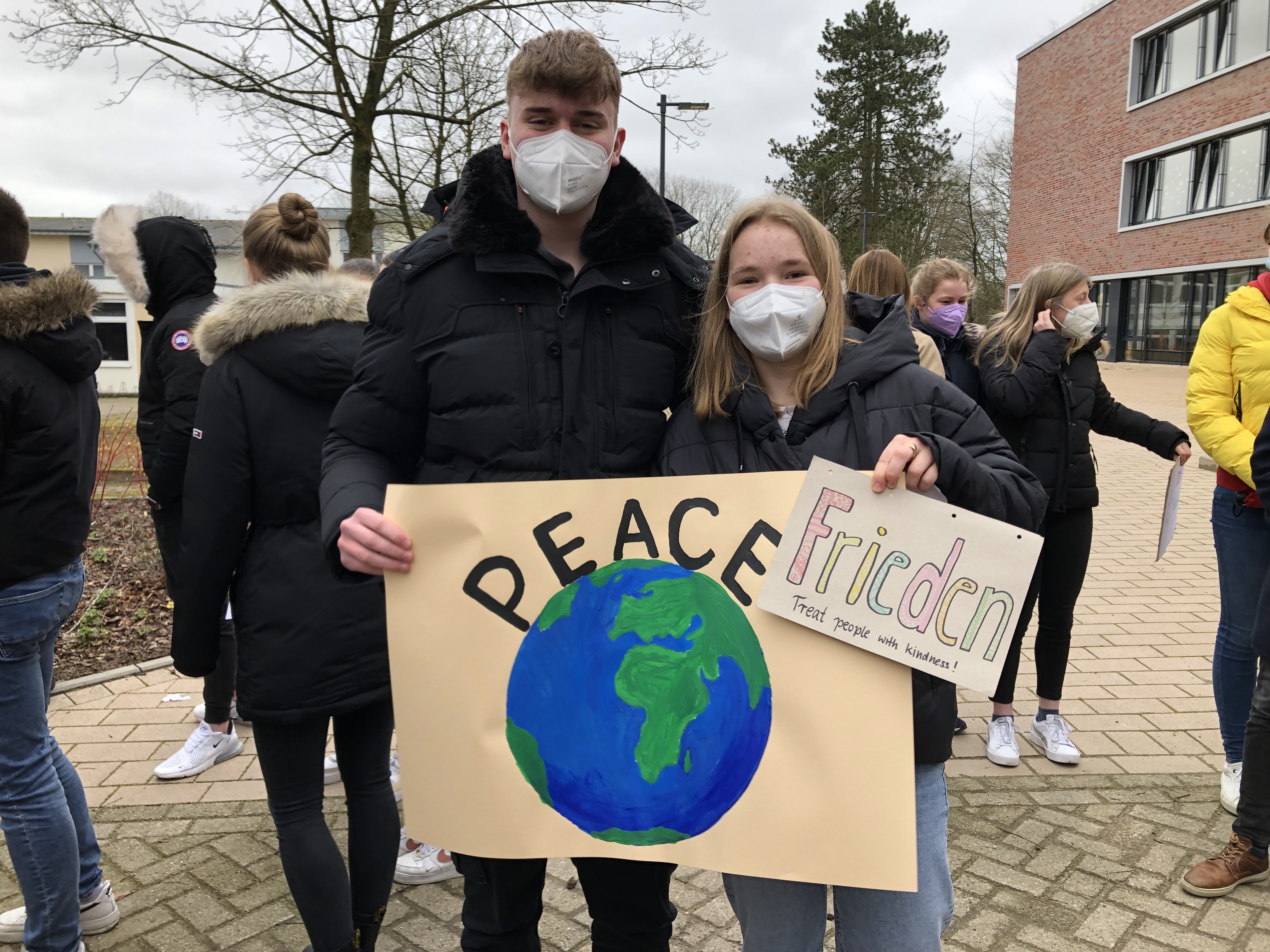 PlakatPeacheFlorianFriederike