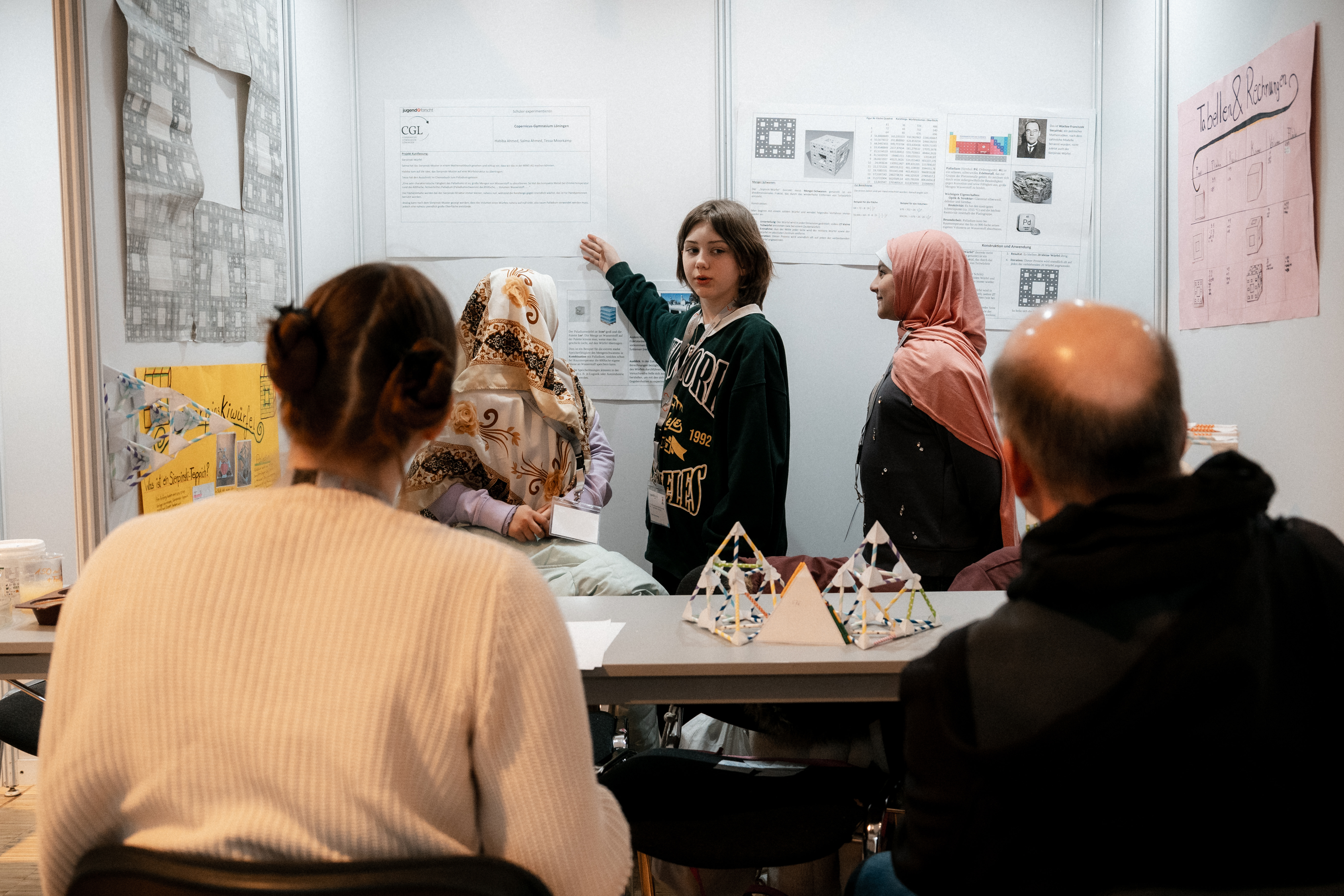 260409 Eventfotos JugendForscht Ausstellung 089