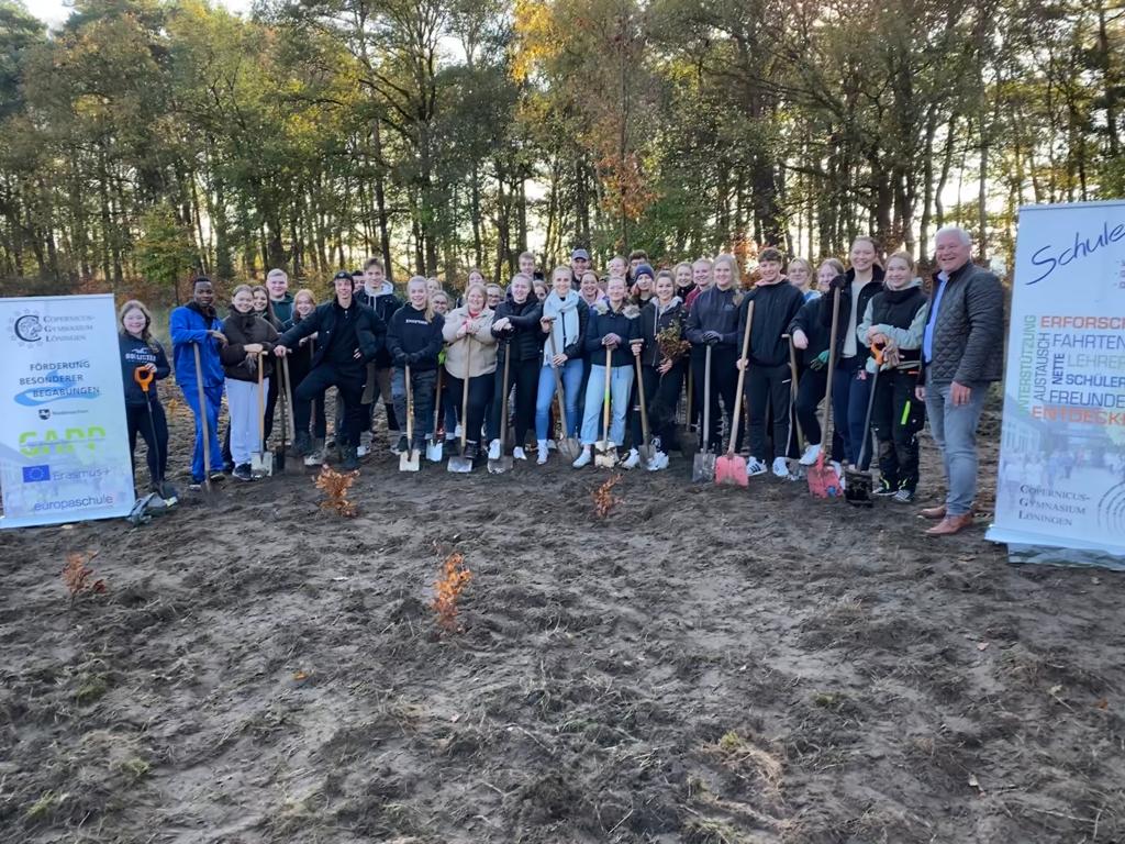 Baumpflanzaktion fertig